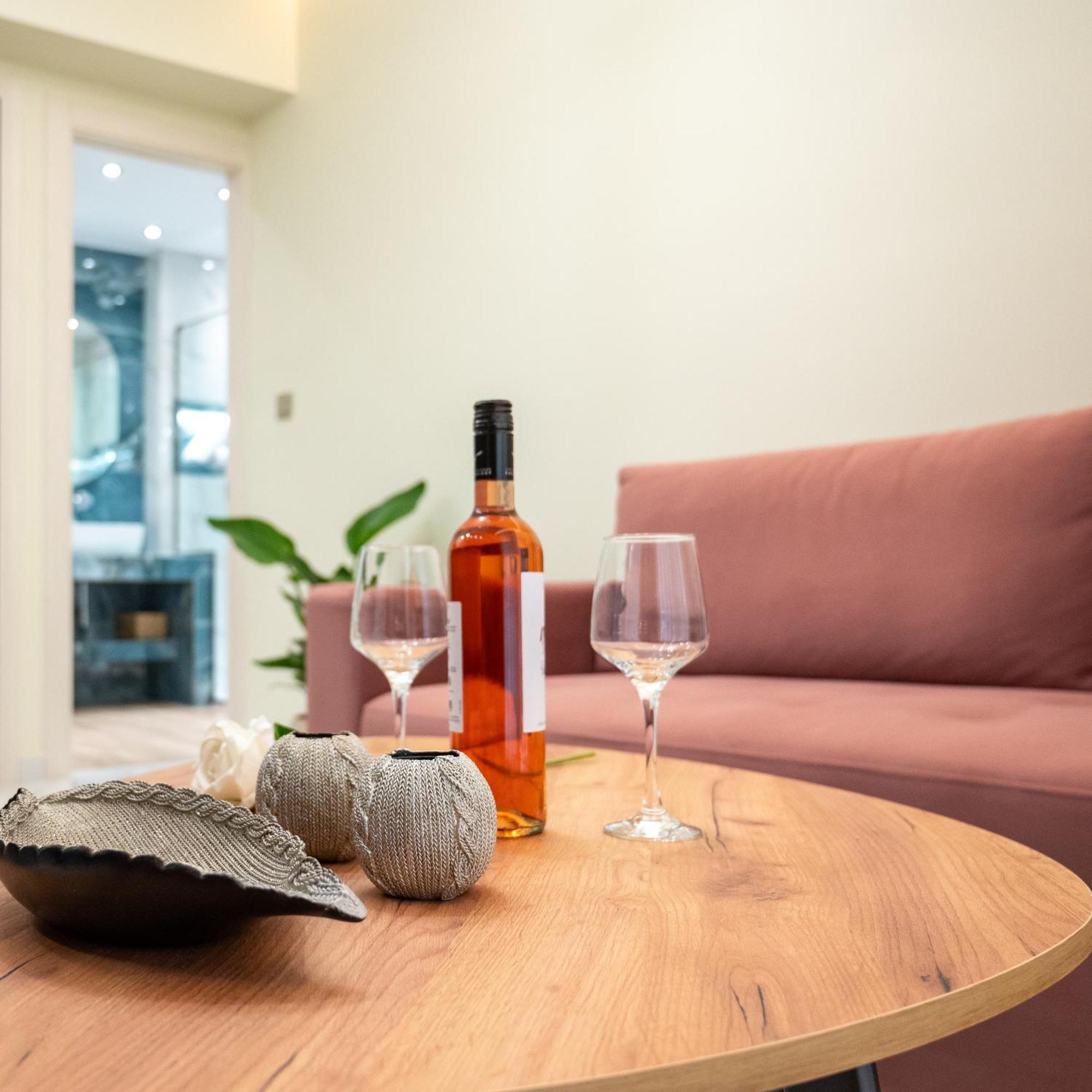 Urban Bliss Apartment Kavála ภายนอก รูปภาพ